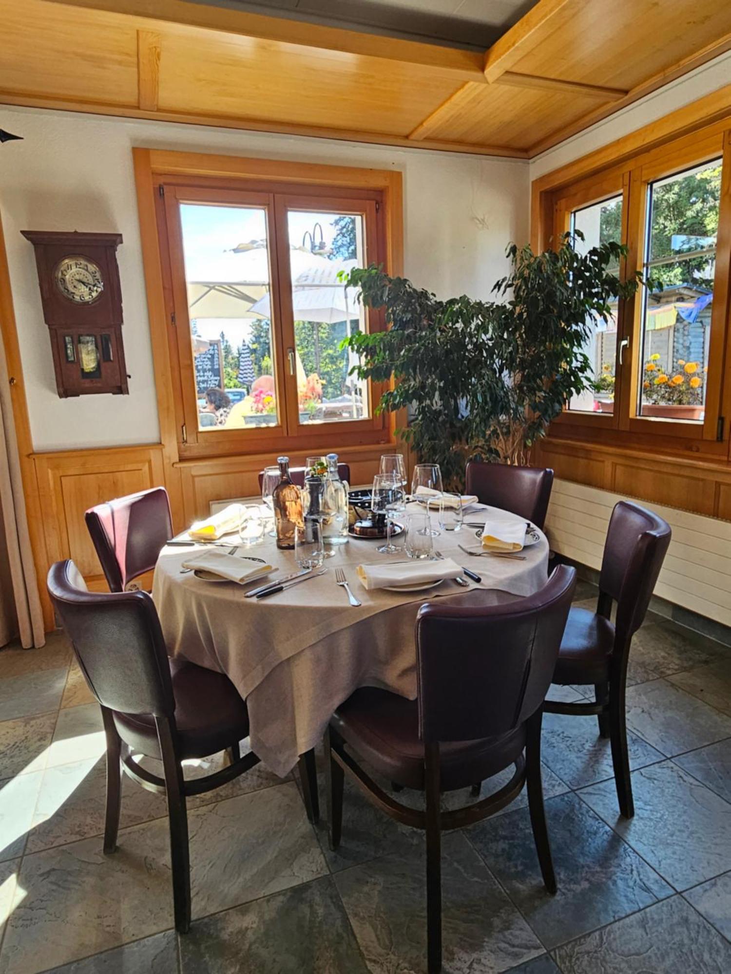 Hotel Restaurant Du Marchairuz Le Brassus Luaran gambar